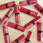 Golden Rose velvet matte κραγιόν (lipstick review + swatches)