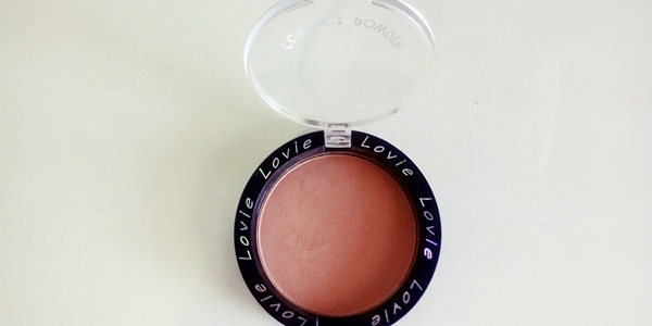 Lovie Compact powder