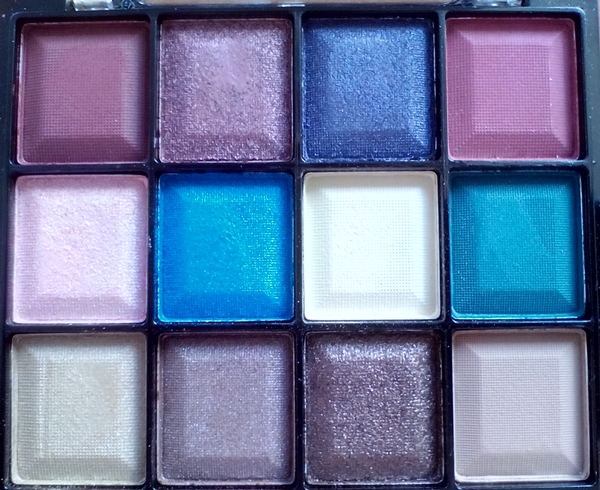 VIVO Enchanted palette