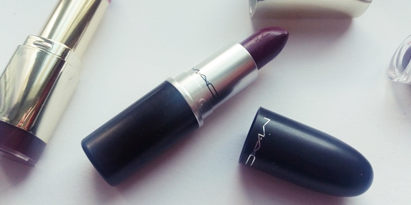 MAC Rebel Dupes. Όμοια απόχρωση σε πιο οικονομικά κραγιόν