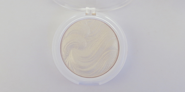 MUA Undress your skin shimmer highlighters gold