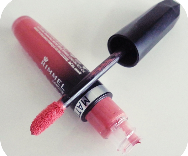 Rimmel Apocalips Matte υγρά κραγιόν review - Atomic Rose