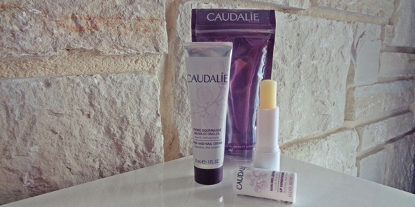 Αγορές από ηλεκτρονικά φαρμακεία Caudalie hand cream lip balm