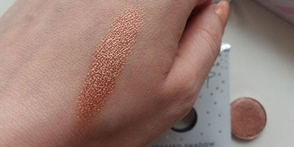 Pressed Powder high strung swatch